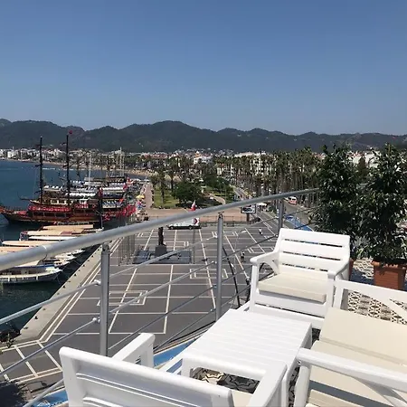 Апартаменты Deluxe With Sea View In The Heart Of *